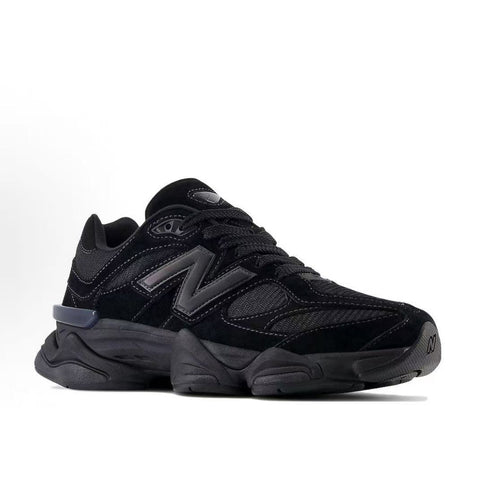 New Balance 9060 Triple Black