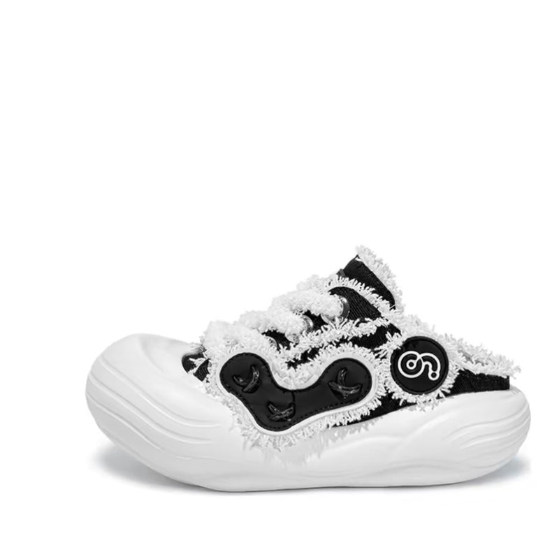CN Cheese Big Head Half Slippers-Black
