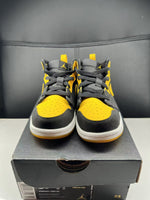 Jordan 1 Retro Mid New Love (2017) (TD)（Pre-Owned）