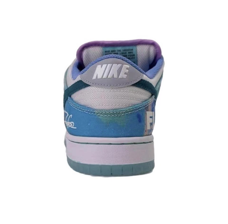 Nike SB Dunk Low Futura Laboratories Bleached Aqua