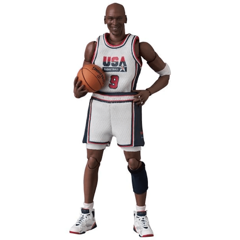 MAFEX Michael Jordan (1992 TEAM USA) Action Figure