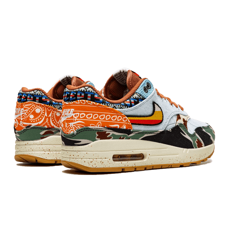 Nike cielo vista mall hot sale