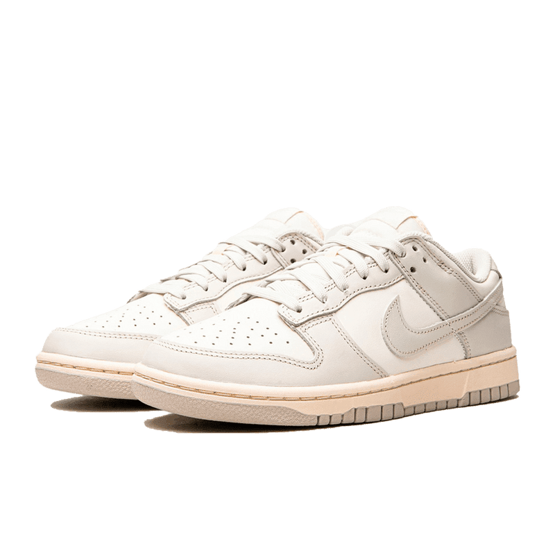 Nike Dunk Low Sail Light Bone (W)